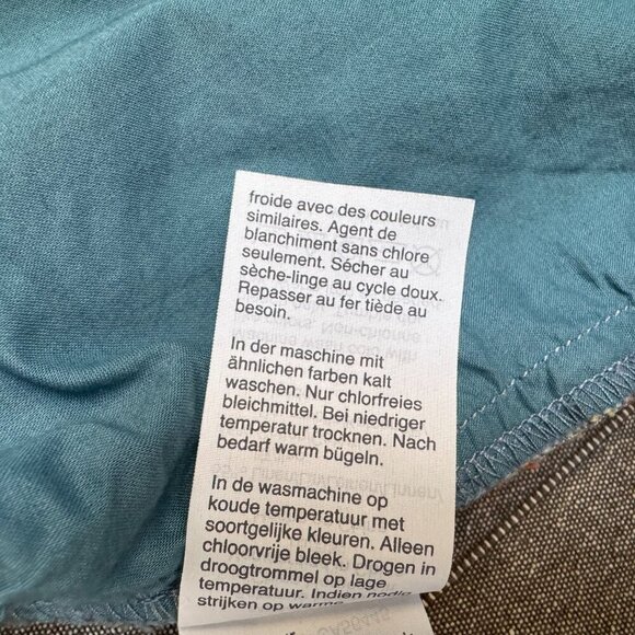 Madewell Side-Button Huston Pull-On Crop Pants in Blue Vintage Rainbow Stripe - Picture 12 of 14